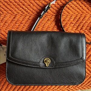 Fossil Black AINSLEY Crossbody. NWT.